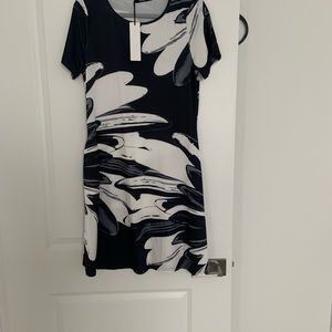 Lily Black and White print Dress Size M.  Only/Spandex